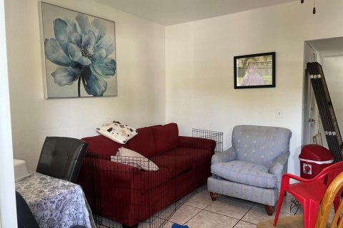 Immobilier commercial à vendre à West Palm Beach, Floride: 143.81 m2 № 2250345 - photo 4