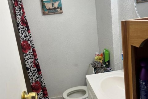 Immobilier commercial à vendre à West Palm Beach, Floride: 143.81 m2 № 2250345 - photo 7