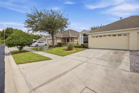 Casa en venta en Wesley Chapel, Florida, 2 dormitorios, 158.21 m2 № 2385706 - foto 3