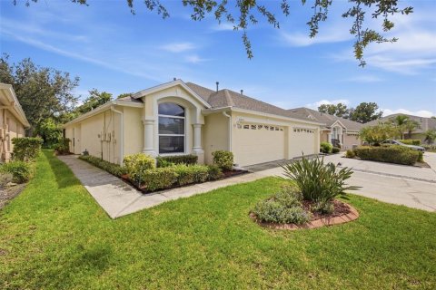Casa en venta en Wesley Chapel, Florida, 2 dormitorios, 158.21 m2 № 2385706 - foto 2
