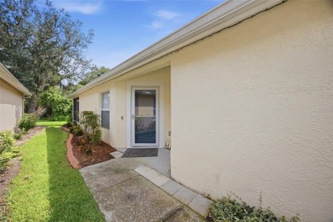 Casa en venta en Wesley Chapel, Florida, 2 dormitorios, 158.21 m2 № 2385706 - foto 4