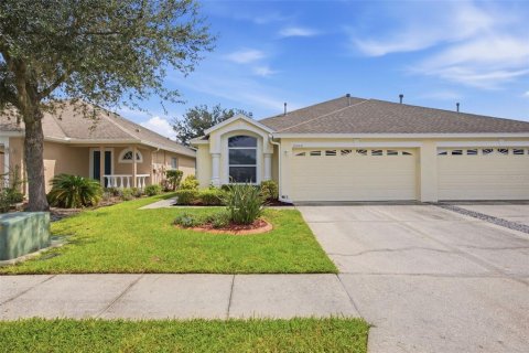 Casa en Wesley Chapel, Florida 2 dormitorios, 158.21 m2 № 2385706