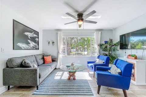 Propiedad comercial en venta en Dunedin, Florida, 5 dormitorios, 165.83 m2 № 1640499 - foto 8