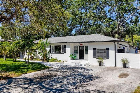 Propiedad comercial en venta en Dunedin, Florida, 5 dormitorios, 165.83 m2 № 1640499 - foto 1