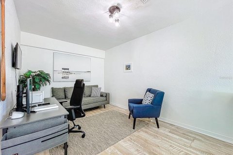 Propiedad comercial en venta en Dunedin, Florida, 5 dormitorios, 165.83 m2 № 1640499 - foto 5