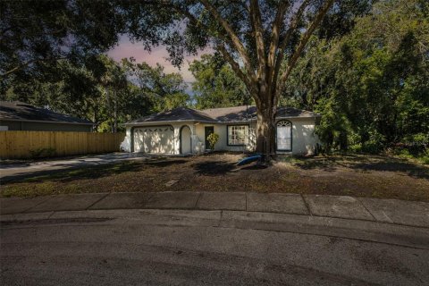 House in New Port Richey, Florida 3 bedrooms, 123.56 sq.m. № 1834755 - photo 3
