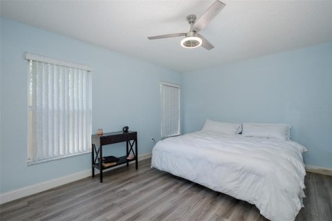 House in New Port Richey, Florida 3 bedrooms, 123.56 sq.m. № 1834755 - photo 22