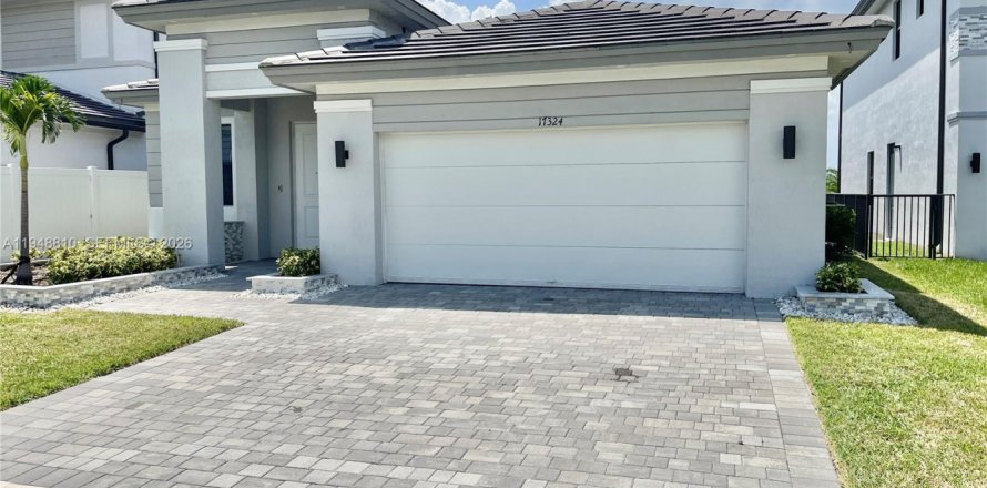 Villa ou maison à Miramar, Floride 3 chambres, 190.17 m2 № 2004668