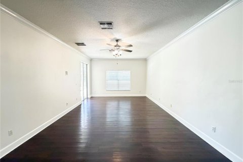 House in STONEYBROOK HILLS in Mount Dora, Florida 5 bedrooms, 279.45 sq.m. № 2304962 - photo 6