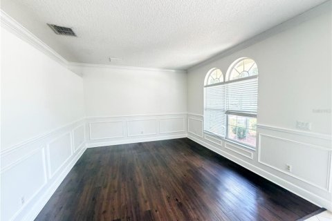 House in STONEYBROOK HILLS in Mount Dora, Florida 5 bedrooms, 279.45 sq.m. № 2304962 - photo 13