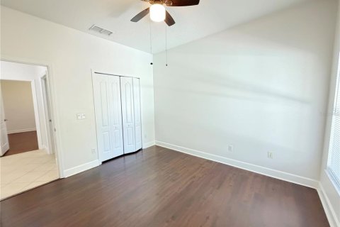 House in STONEYBROOK HILLS in Mount Dora, Florida 5 bedrooms, 279.45 sq.m. № 2304962 - photo 25