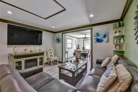 House in Tampa, Florida 4 bedrooms, 138.89 sq.m. № 2360546 - photo 24
