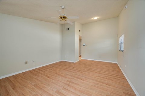 Villa ou maison à vendre à Lakeland, Floride: 2 chambres, 84.73 m2 № 1632344 - photo 4