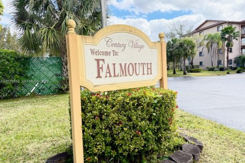 Condo in Pembroke Pines, Florida, 2 bedrooms  № 2091124 - photo 25