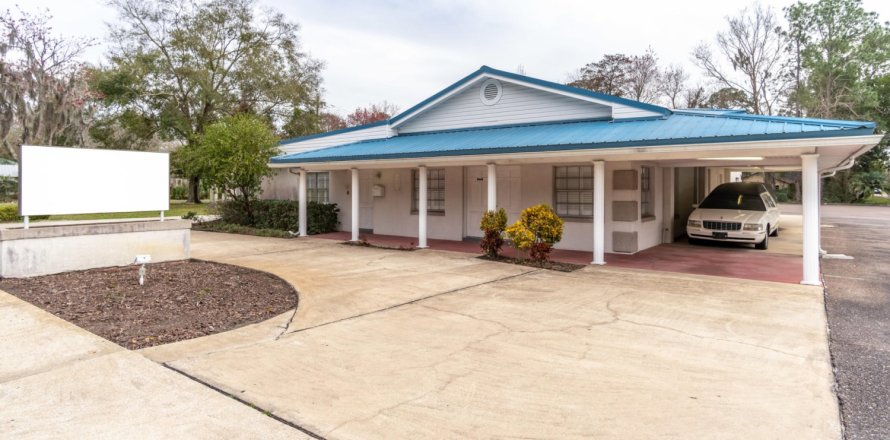 Propiedad comercial en Jacksonville, Florida 459.68 m2 № 765399
