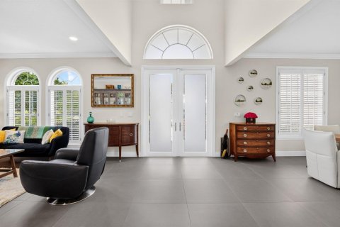 House in Boynton Beach, Florida 5 bedrooms, 365.48 sq.m. № 2249766 - photo 6