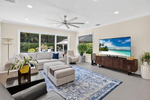 House in Boynton Beach, Florida 5 bedrooms, 365.48 sq.m. № 2249766 - photo 18