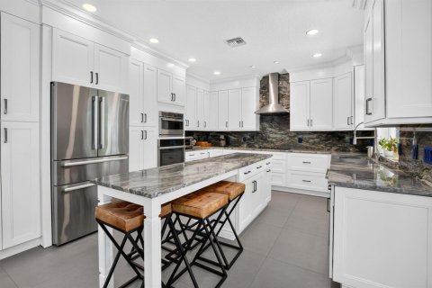 House in Boynton Beach, Florida 5 bedrooms, 365.48 sq.m. № 2249766 - photo 22