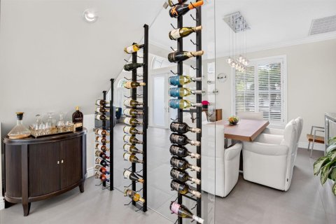 House in Boynton Beach, Florida 5 bedrooms, 365.48 sq.m. № 2249766 - photo 20