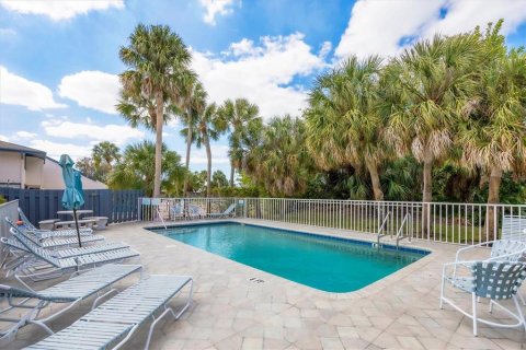 Condo in Sarasota, Florida, 2 bedrooms № 2155768 - photo 17