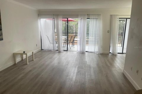 Condo in Orlando, Florida, 2 bedrooms  № 1837154 - photo 2
