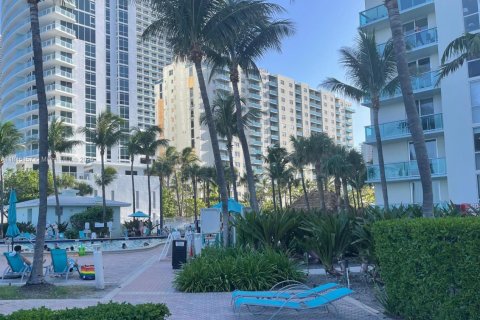 Copropriété à vendre à Hollywood, Floride: 1 chambre, 75.44 m2 № 1935991 - photo 15