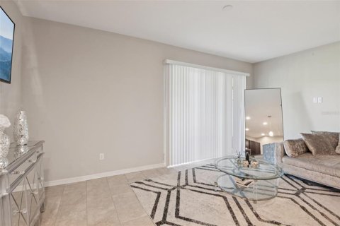 Townhouse in Riverview, Florida 3 bedrooms, 130.06 sq.m. № 2166587 - photo 18