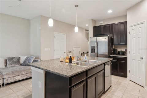 Townhouse in Riverview, Florida 3 bedrooms, 130.06 sq.m. № 2166587 - photo 7