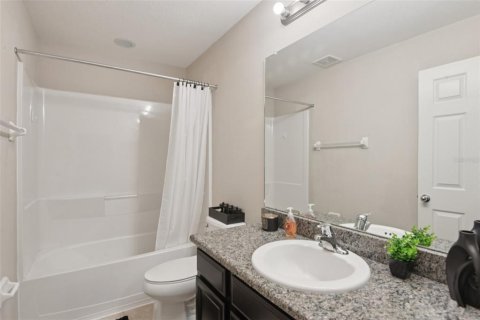 Townhouse in Riverview, Florida 3 bedrooms, 130.06 sq.m. № 2166587 - photo 26