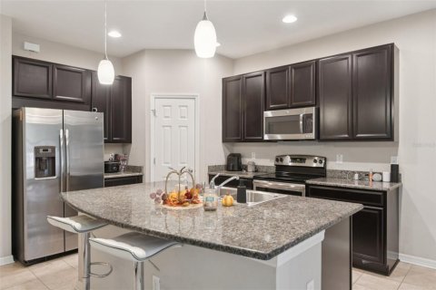 Townhouse in Riverview, Florida 3 bedrooms, 130.06 sq.m. № 2166587 - photo 11