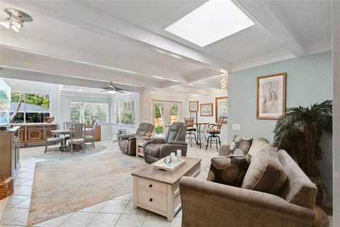 Villa ou maison à vendre à Tavares, Floride: 3 chambres, 139.82 m2 № 2198759 - photo 6