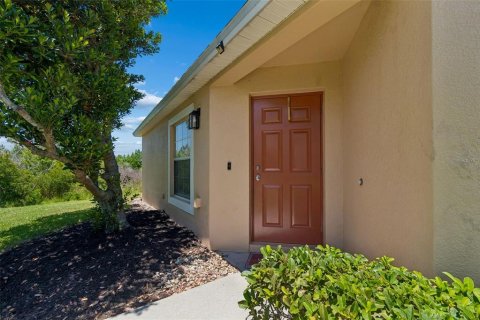 Villa ou maison à vendre à Wesley Chapel, Floride: 3 chambres, 133.97 m2 № 2212031 - photo 10