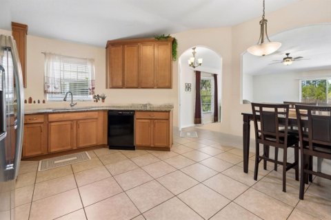 Villa ou maison à vendre à Wesley Chapel, Floride: 3 chambres, 133.97 m2 № 2212031 - photo 16