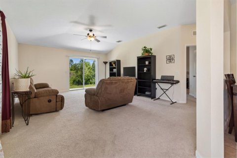 Villa ou maison à vendre à Wesley Chapel, Floride: 3 chambres, 133.97 m2 № 2212031 - photo 11
