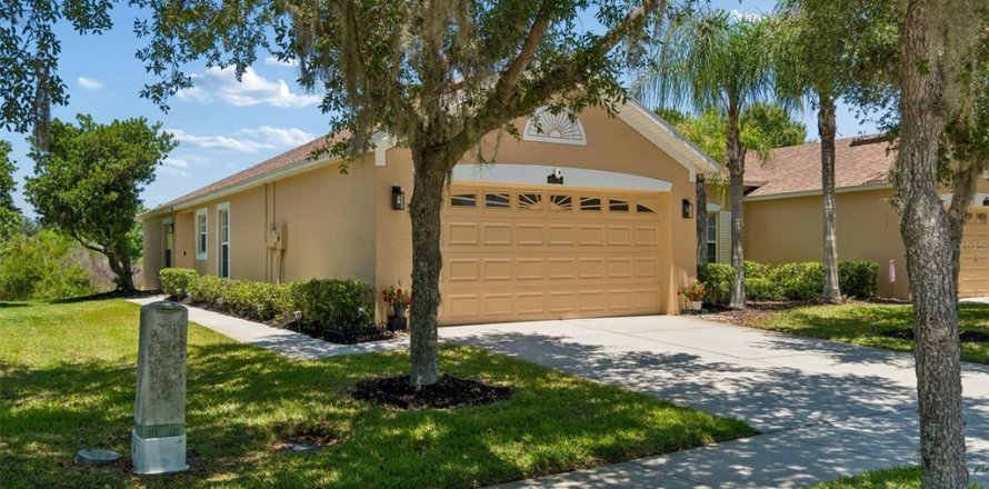 Villa ou maison à Wesley Chapel, Floride 3 chambres, 133.97 m2 № 2212031