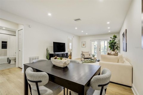 Copropriété à vendre à Dunedin, Floride: 2 chambres, 86.21 m2 № 2142306 - photo 6
