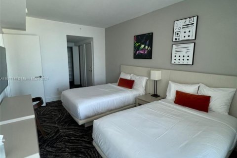 Condo in Hollywood, Florida, 2 bedrooms  № 1867850 - photo 6