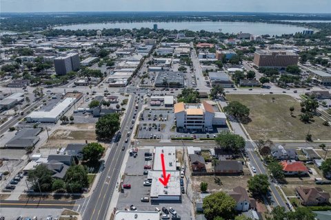 Immobilier commercial à vendre à Winter Haven, Floride: 388.7 m2 № 2123357 - photo 8