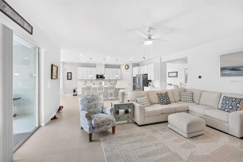 Villa ou maison à vendre à Ocala, Floride: 4 chambres, 237.55 m2 № 2306317 - photo 8