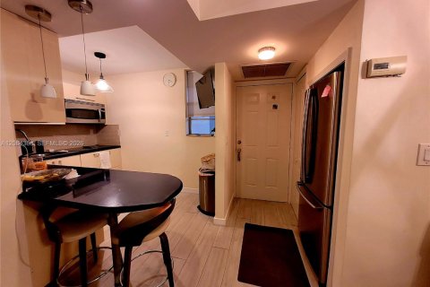 Copropriété à vendre à Aventura, Floride: 2 chambres, 100.61 m2 № 2281053 - photo 20
