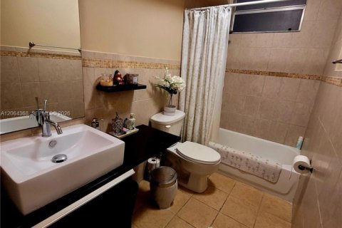 Copropriété à vendre à Aventura, Floride: 2 chambres, 100.61 m2 № 2281053 - photo 24