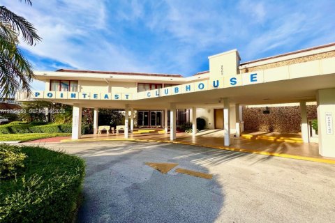 Copropriété à vendre à Aventura, Floride: 2 chambres, 100.61 m2 № 2281053 - photo 13