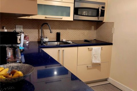 Copropriété à vendre à Aventura, Floride: 2 chambres, 100.61 m2 № 2281053 - photo 18