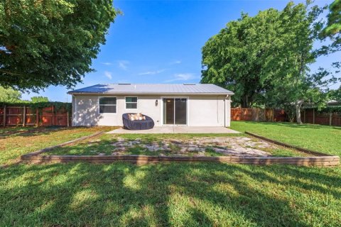 House in Fort Myers, Florida 3 bedrooms, 96.25 sq.m. № 2403566 - photo 24