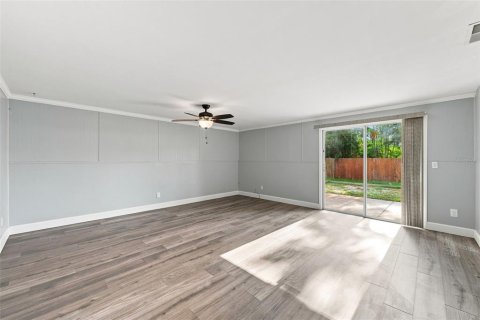 House in Fort Myers, Florida 3 bedrooms, 96.25 sq.m. № 2403566 - photo 6