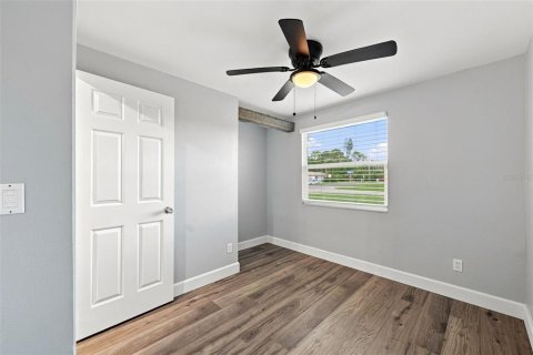 House in Fort Myers, Florida 3 bedrooms, 96.25 sq.m. № 2403566 - photo 19