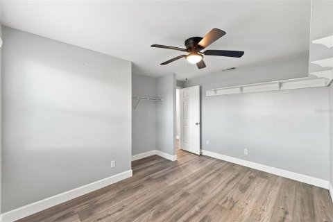 House in Fort Myers, Florida 3 bedrooms, 96.25 sq.m. № 2403566 - photo 16