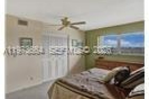 Condominio en alquiler en Lauderhill, Florida, 1 dormitorio, 70.61 m2 № 2033326 - foto 5