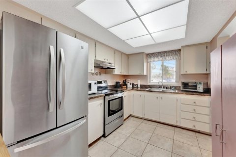 Condominio en venta en Bradenton, Florida, 2 dormitorios, 106.28 m2 № 1566661 - foto 12