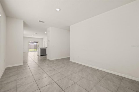 Casa en venta en Wesley Chapel, Florida, 3 dormitorios, 140.84 m2 № 1903676 - foto 6